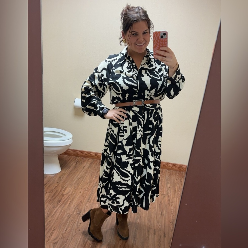 Cute maxi dress!